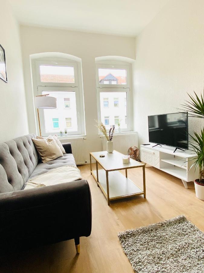 Stilvolles Apartment In Zentraler Lage - Smart-Tv, Queensize-Bett, Altbaustil, Kueche In City-Naehe Erfurt Eksteriør billede